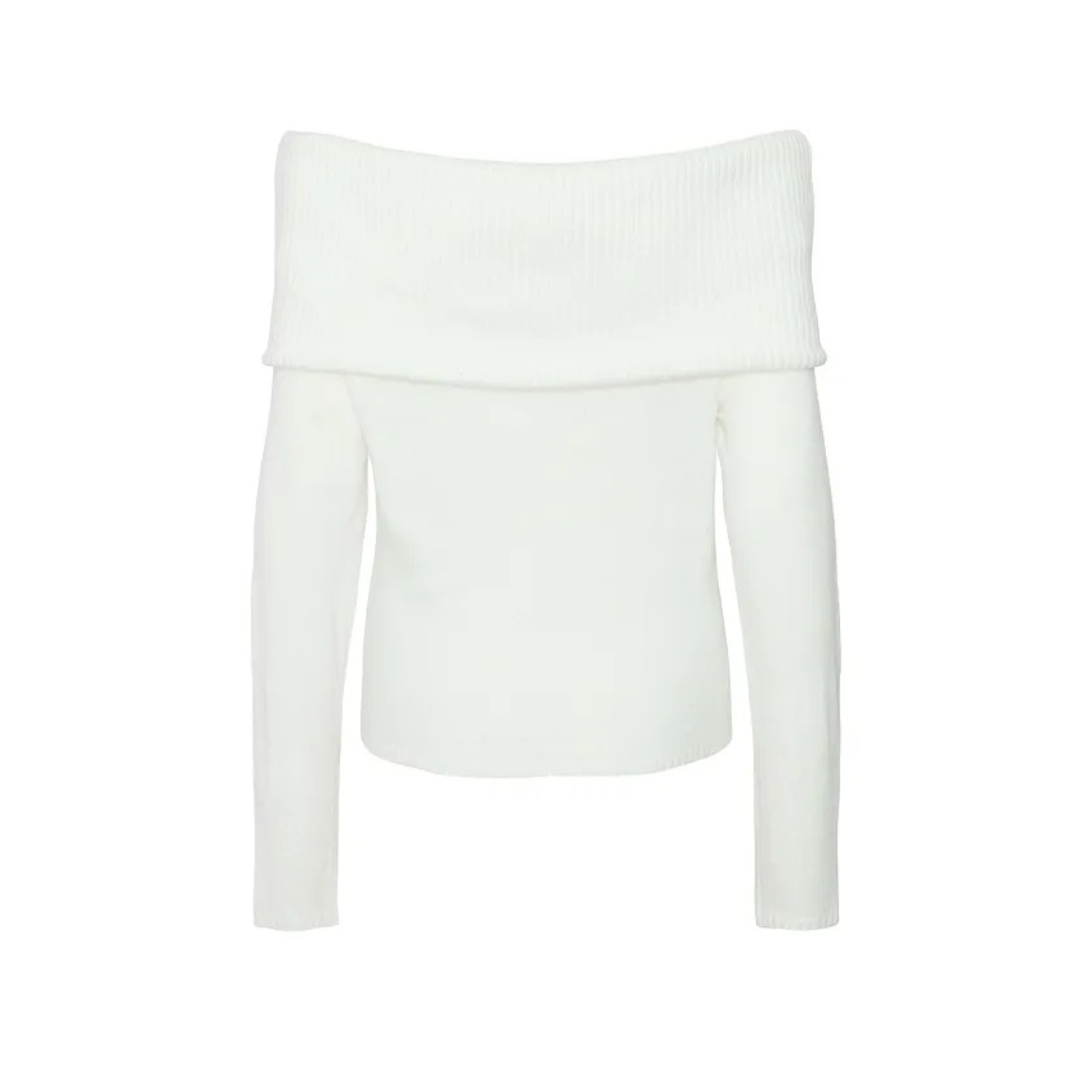 Off-Shoulder Pullover Viola