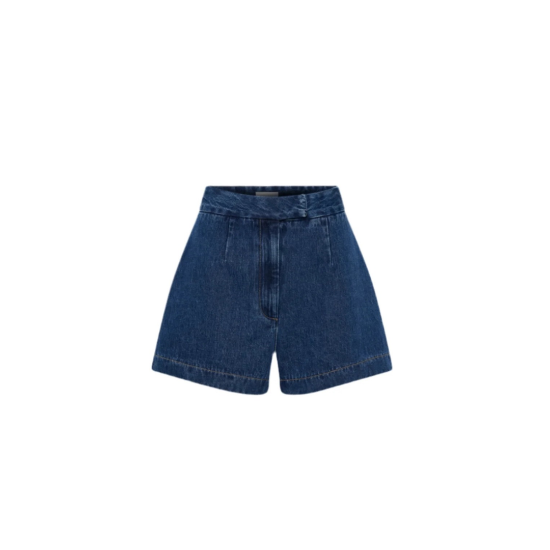 "Côte d’Azur" – Denim-Set mit Weste & High-Waist-Shorts im French Summer Look